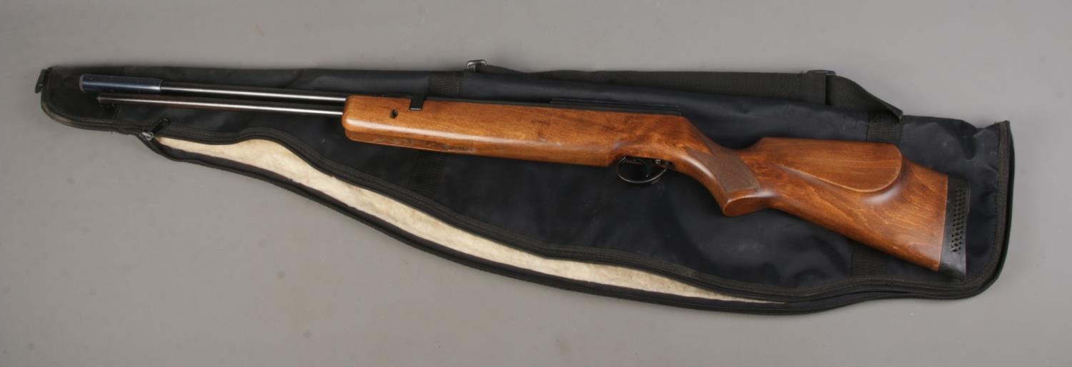 A BSA Goldstar .22 underlever multi-shot air rifle with carry case. Serial Number GS02116. CANNOT
