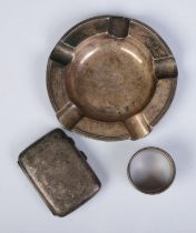 A collection of assorted silver to include Walker and Hall Ashtray (Sheffield 1918), Joseph