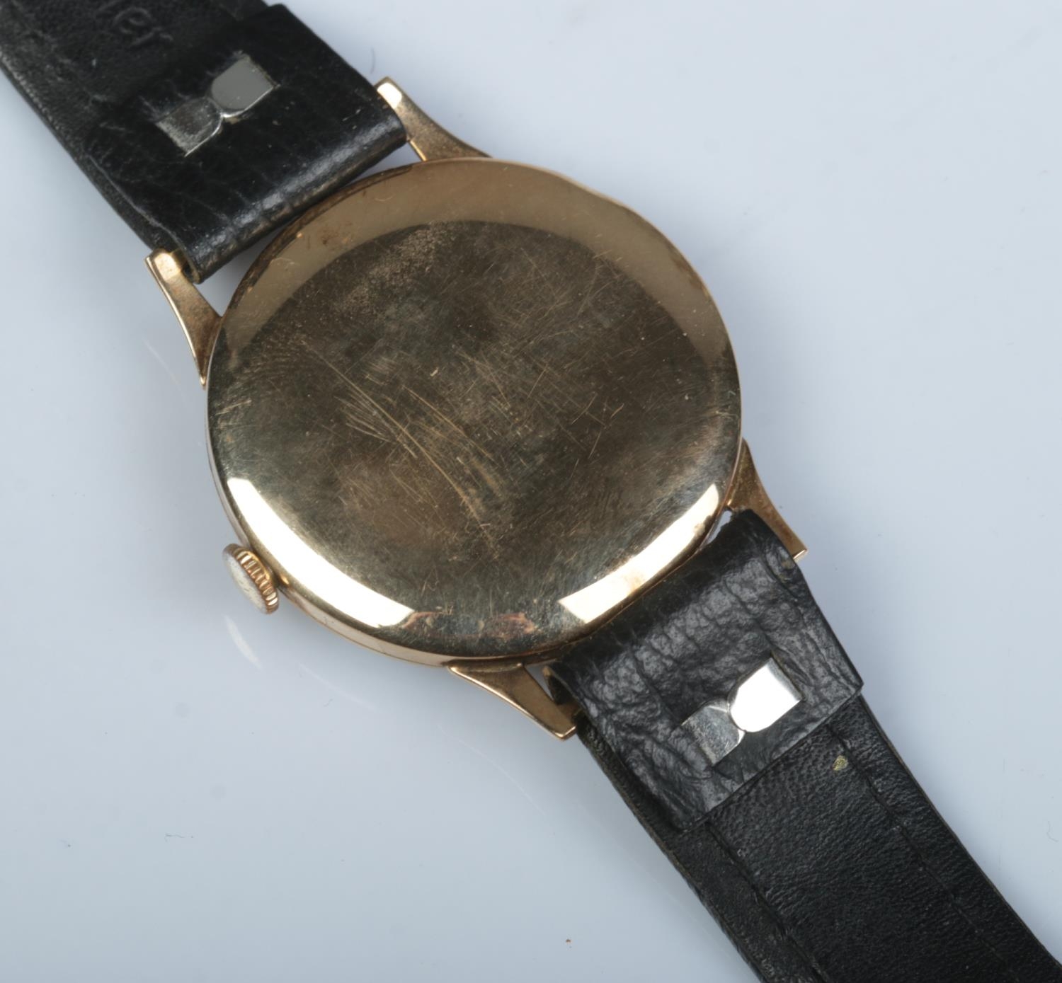 A gents 9ct gold Accurist manual wristwatch. Having subsidiary seconds and baton and Arabic - Image 2 of 2