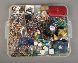 A tray of mainly assorted costume jewellery, to include 1911 specimen coin case, Danish miniature