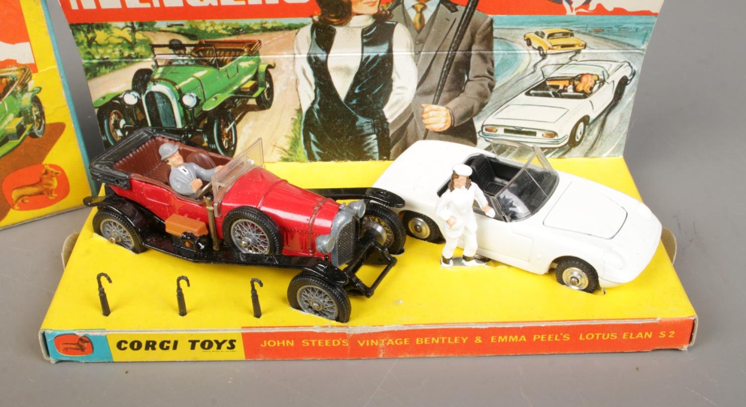 A boxed Corgi Toys Avengers Gift Set 40 featuring Vintage Bentley and Lotus Elan S2 along with - Image 2 of 2