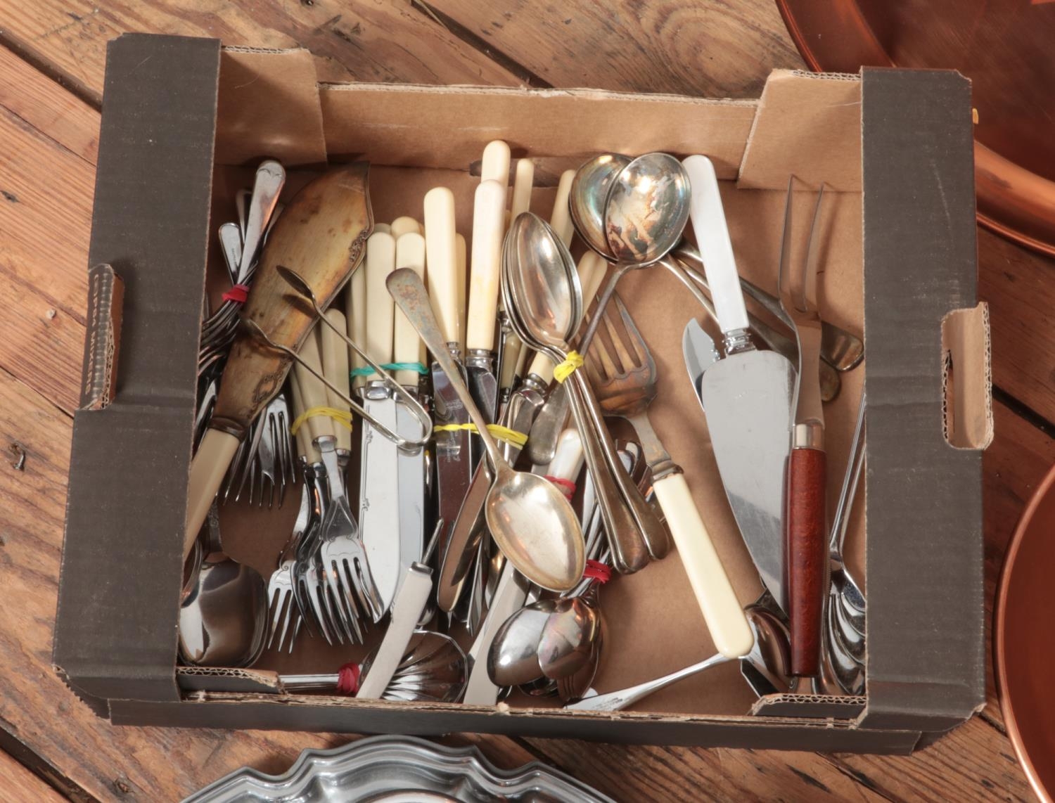 Two boxes of metalwares. Includes copper wall art, silver plated items, cutlery etc. - Image 3 of 3