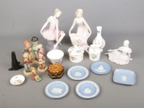 A collection of assorted ceramics to include Wedgwood, Royal Crown Derby, Aynsley, Rex figure, etc.