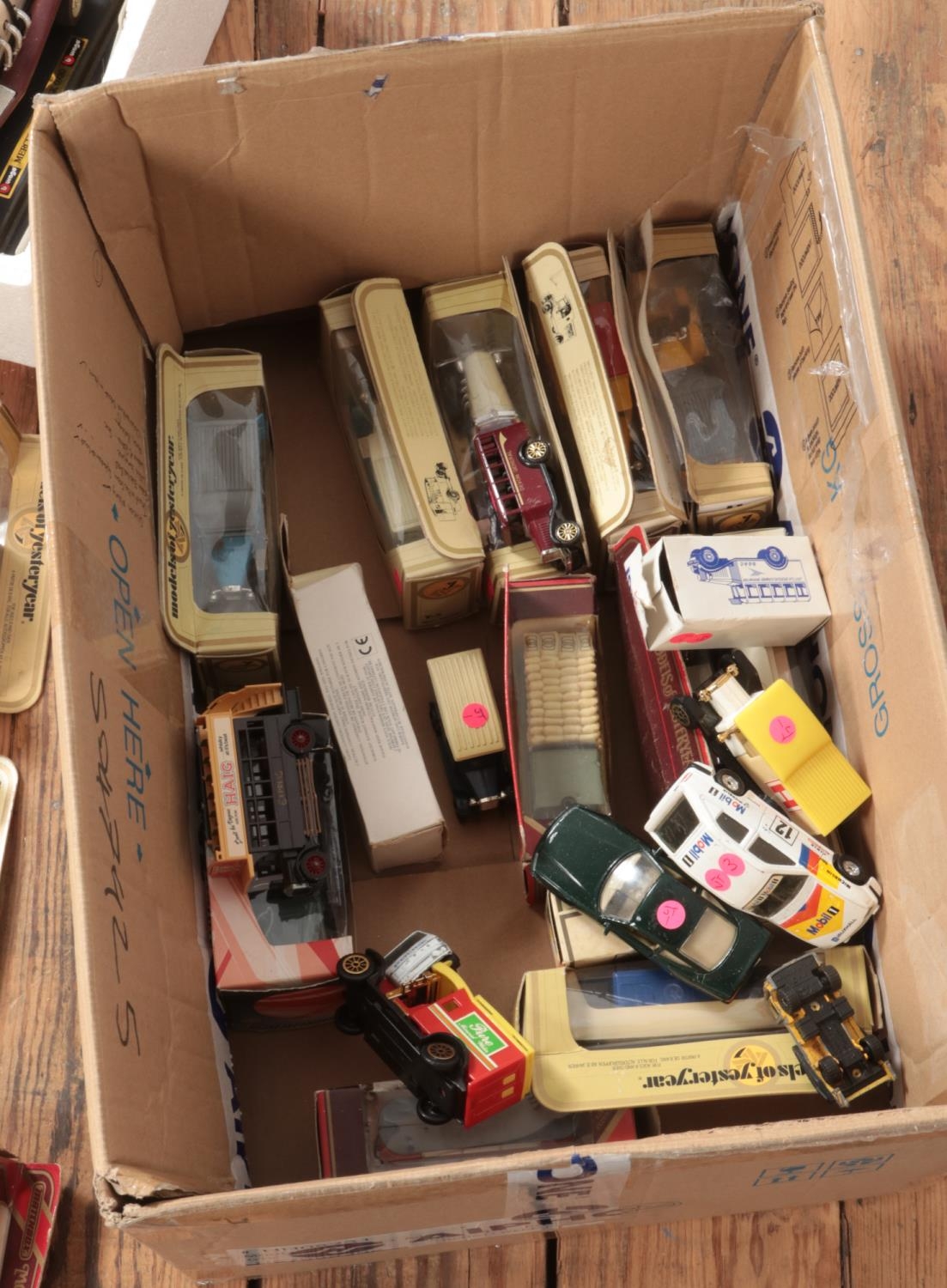 A box of assorted loose and boxed diecast vehicles to include Matchbox Models of Yesteryear, Lledo - Image 2 of 2