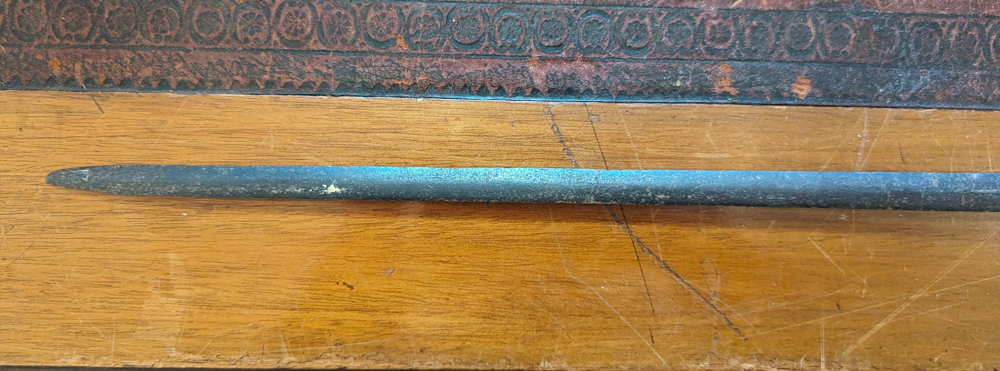 A Vintage decorative dress sword - Image 6 of 8