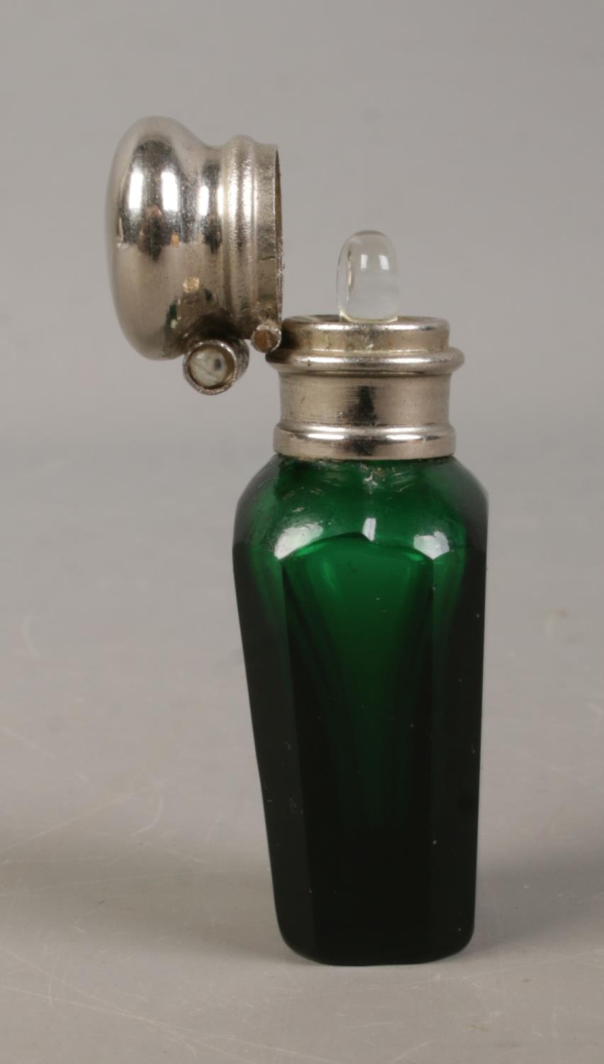 A green glass scent bottle with Stanhope depicting Lennox Castle: "In Memory of Lennoxtown and - Image 2 of 2