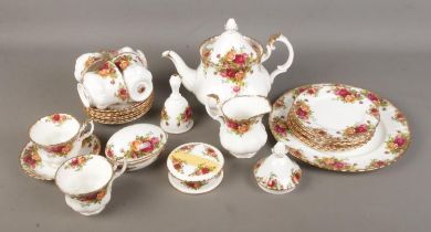 A quantity of Royal Albert Old Country Roses including trinket box, tea pot, cups & saucers etc