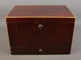 A mahogany storage box with single lower drawer. Approx. dimensions 33cm x 23cm x 22cm.