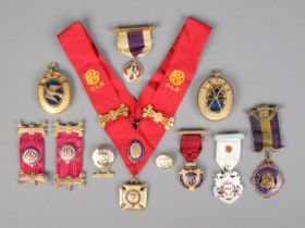 A collection of masonic items, containing RAOB medal on L. Simpson & Co ribbon and a quantity of