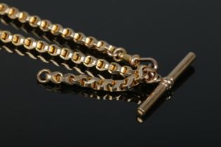 A gold fob chain of box form, with 9ct Gold T-bar. Length of main chain: 21cm. Total weight: 15.2g