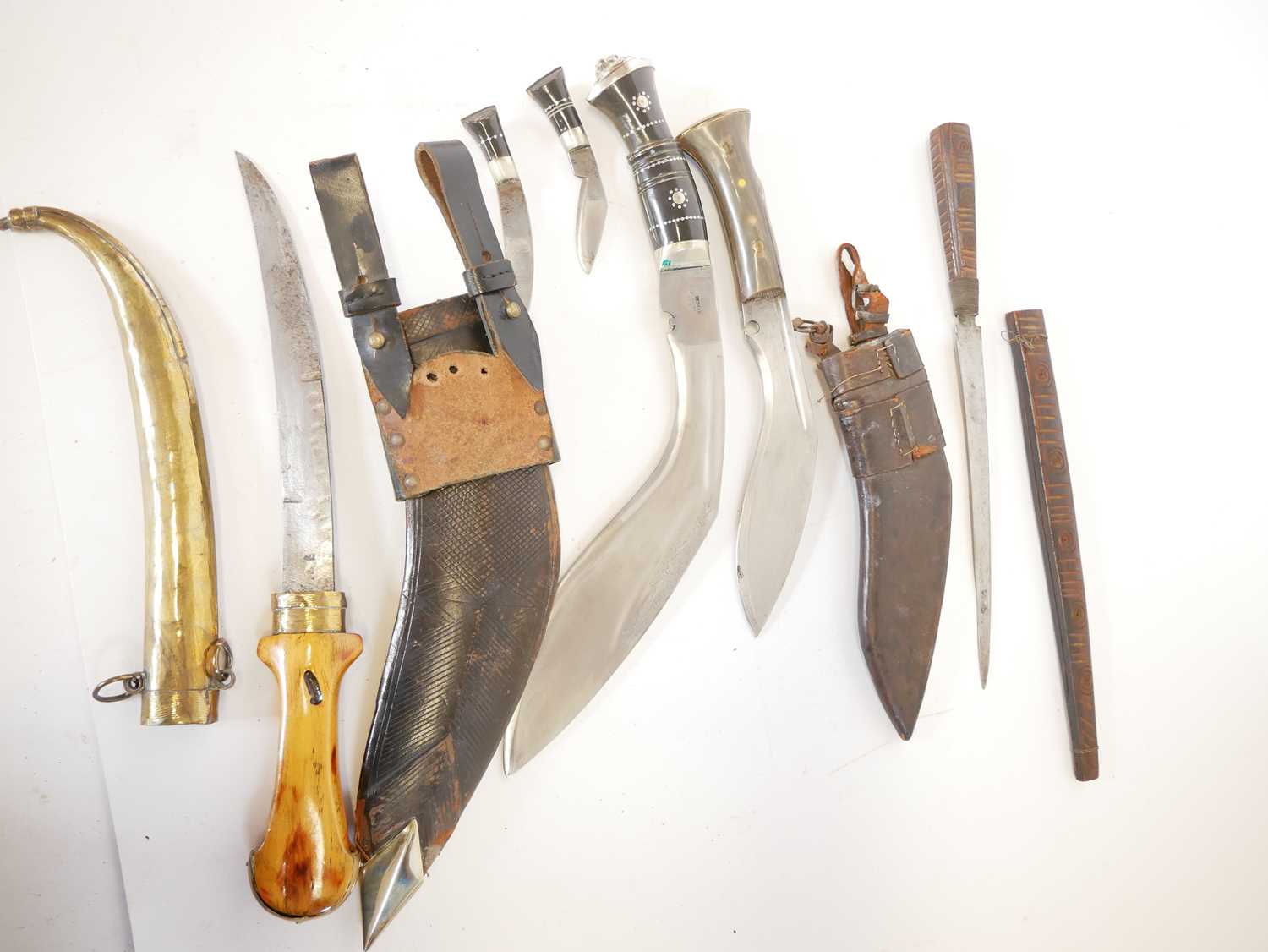 Collection of daggers and knives, including a British RAF Aircrew Mae West / Dinghy Survival Knife - Image 3 of 8