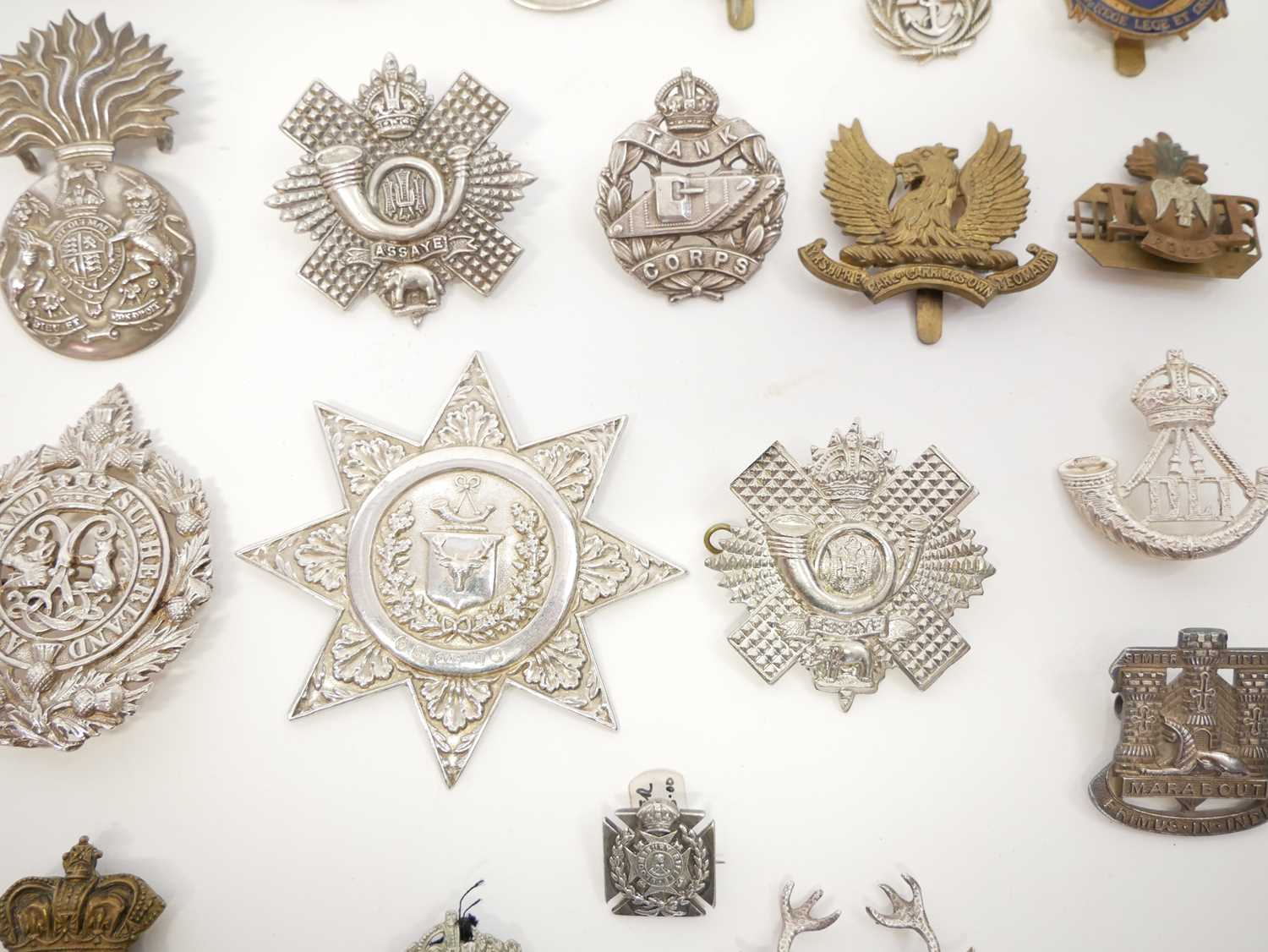 Twenty six British Army cap badges and Scottish clan badges, ten of which are Sterling silver. - Image 6 of 23