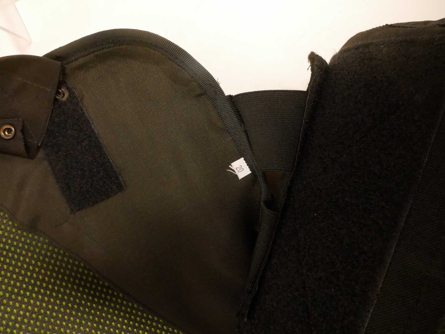 Highmark dual-purpose (ballistic & stab protection) body armour in carrying bag. - Image 7 of 9