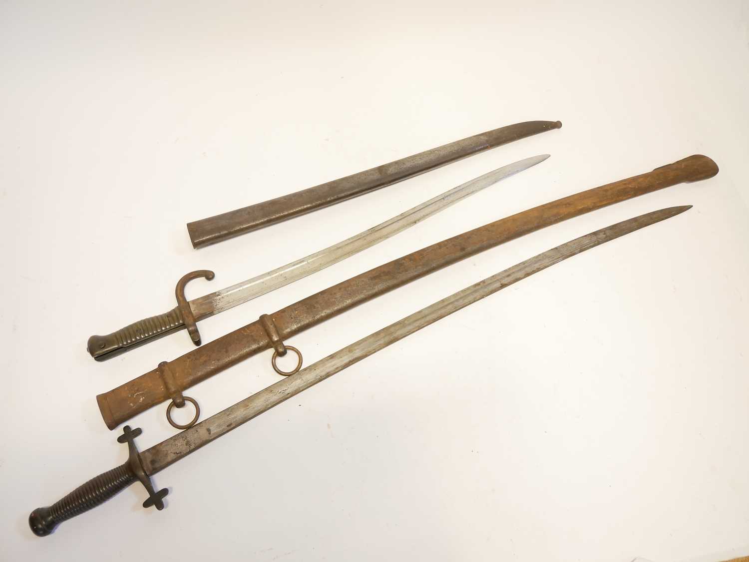 French Chassepot M.1866 pattern bayonet and scabbard, with 1868 spine date, also an infantry sabre - Image 8 of 11