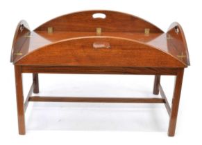 20th century Georgian style mahogany butlers tray coffee table