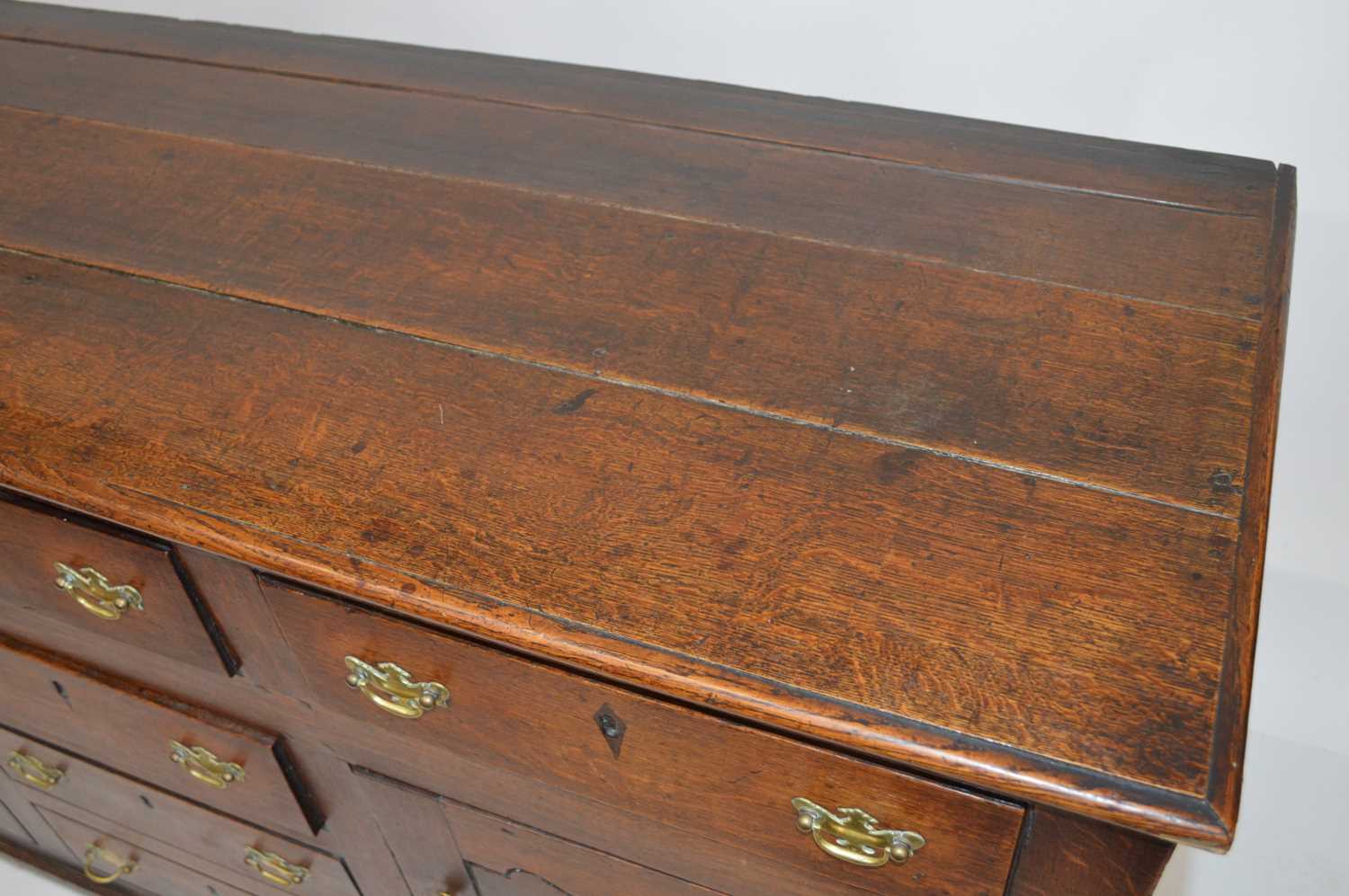 George III Oak Dresser Base - Image 4 of 12