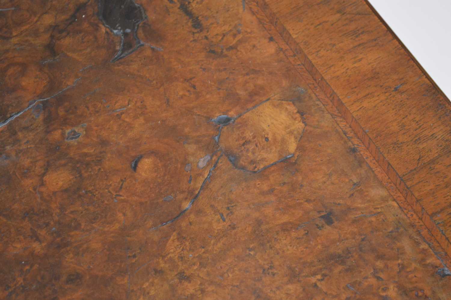 George II Walnut Feather-banded Kneehole Desk - Image 16 of 19