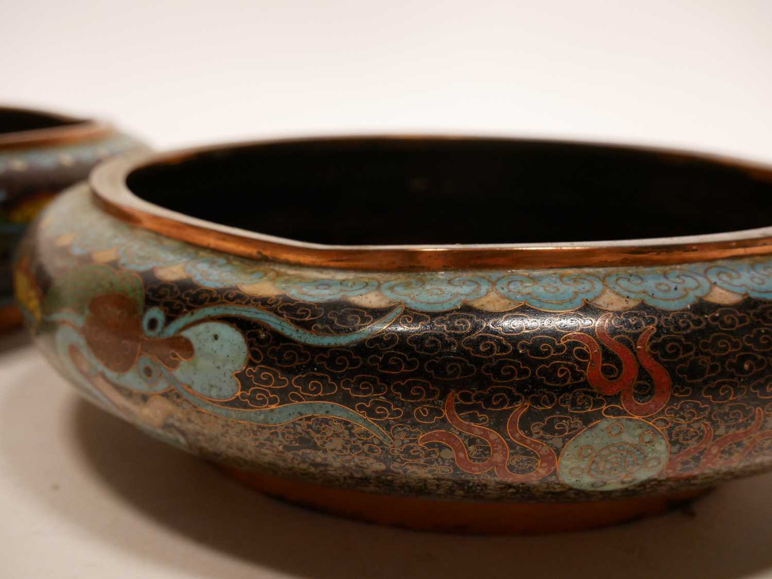 Pair of Chinese Cloisonne Enamel Bowls - Image 6 of 9