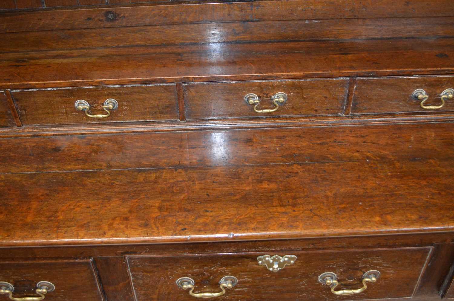 Mid 18th Century Oak Dresser - Image 3 of 18