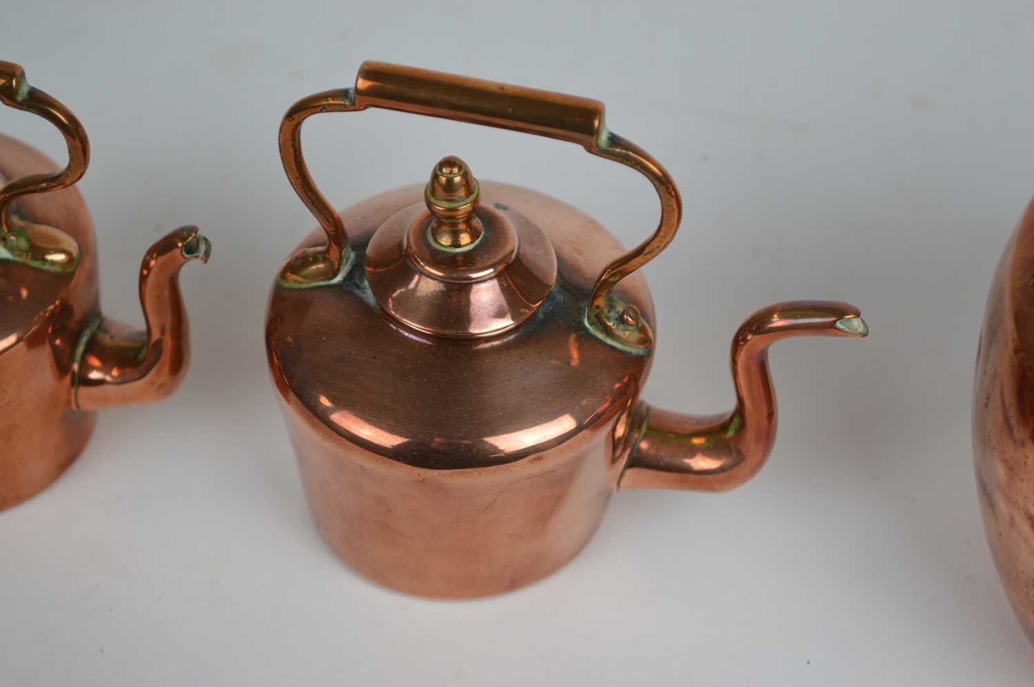 Matched Set of Four Graduated Miniature Copper Kettles - Image 4 of 5
