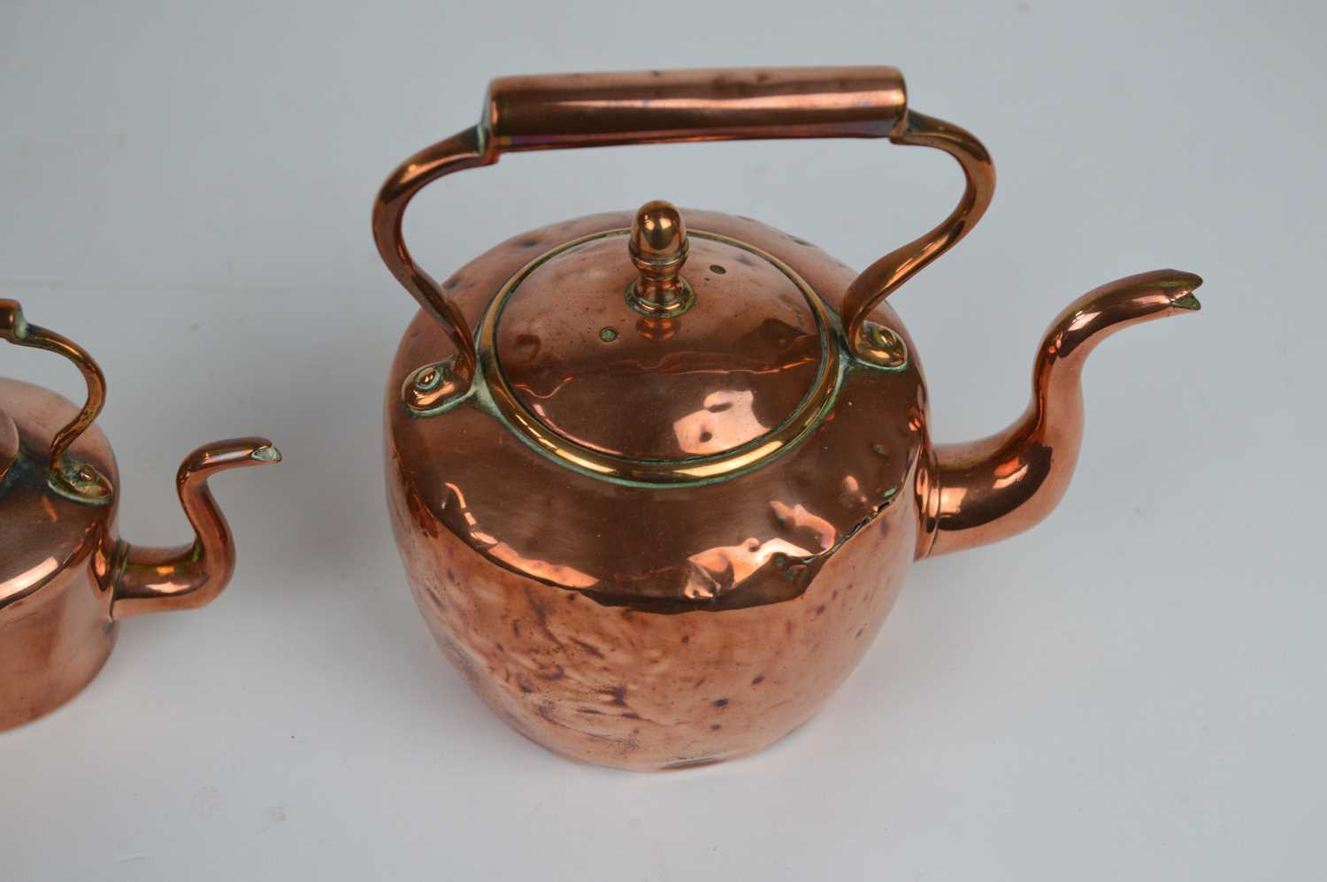 Matched Set of Four Graduated Miniature Copper Kettles - Image 5 of 5