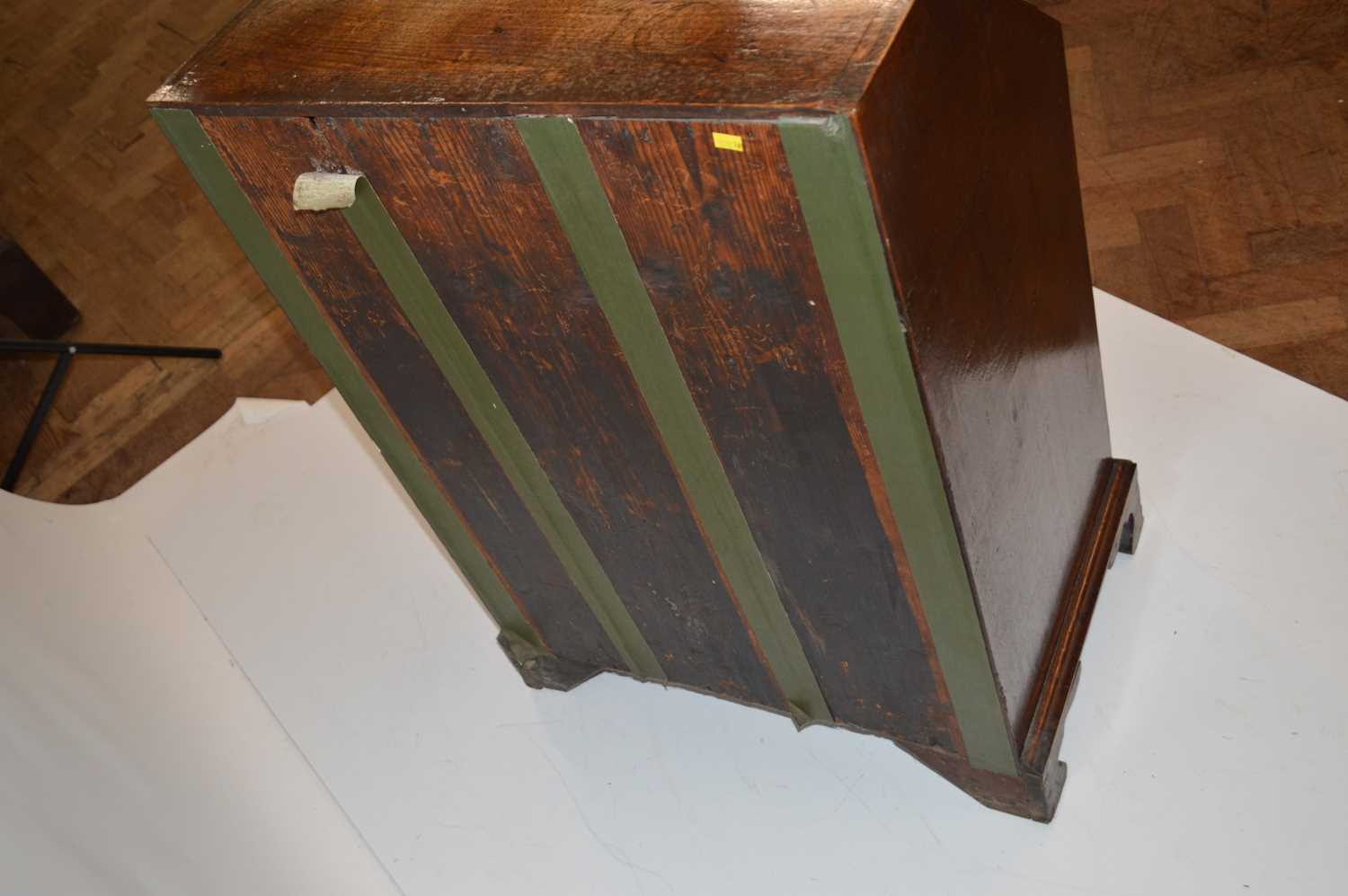 George III Oak and Mahogany Banded Bureau of Small Proportions - Image 12 of 12