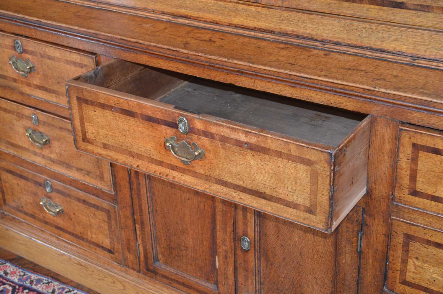 George III Oak and Mahogany Cross-Banded Housekeepers Cupboard - Image 17 of 23