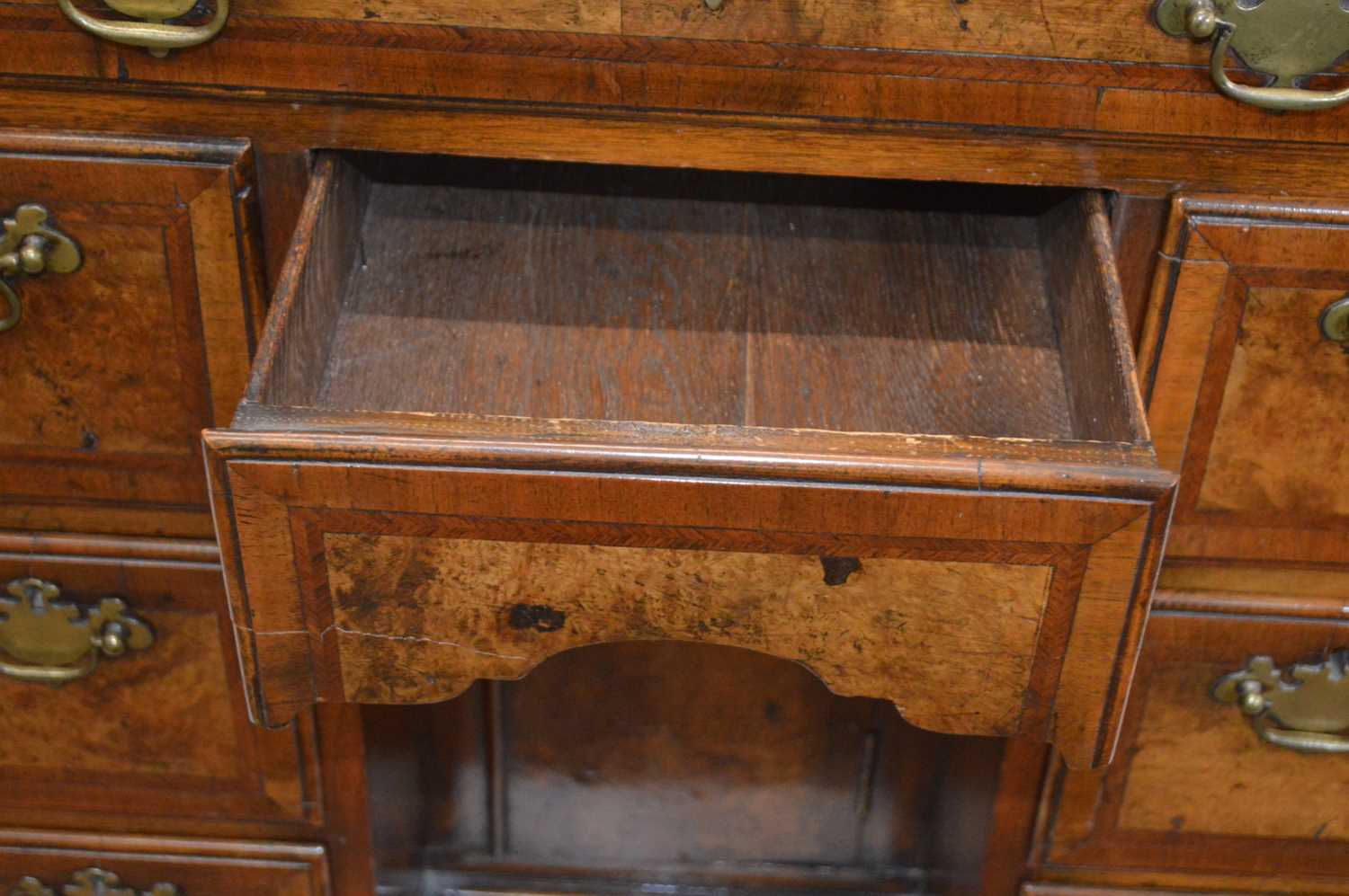 George II Walnut Feather-banded Kneehole Desk - Image 9 of 19