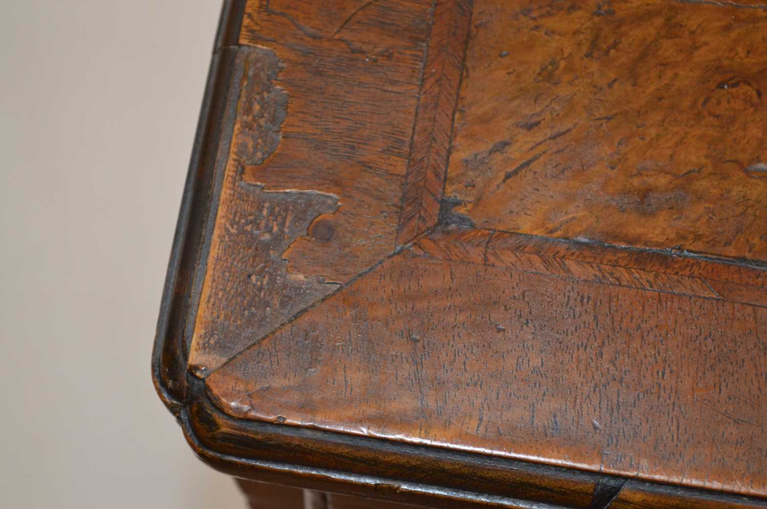 George II Walnut Feather-banded Kneehole Desk - Image 14 of 19