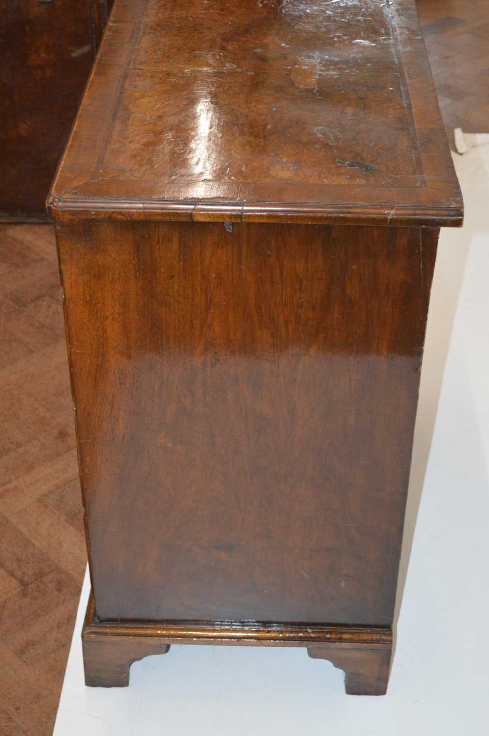 George II Walnut Feather-banded Kneehole Desk - Image 3 of 19