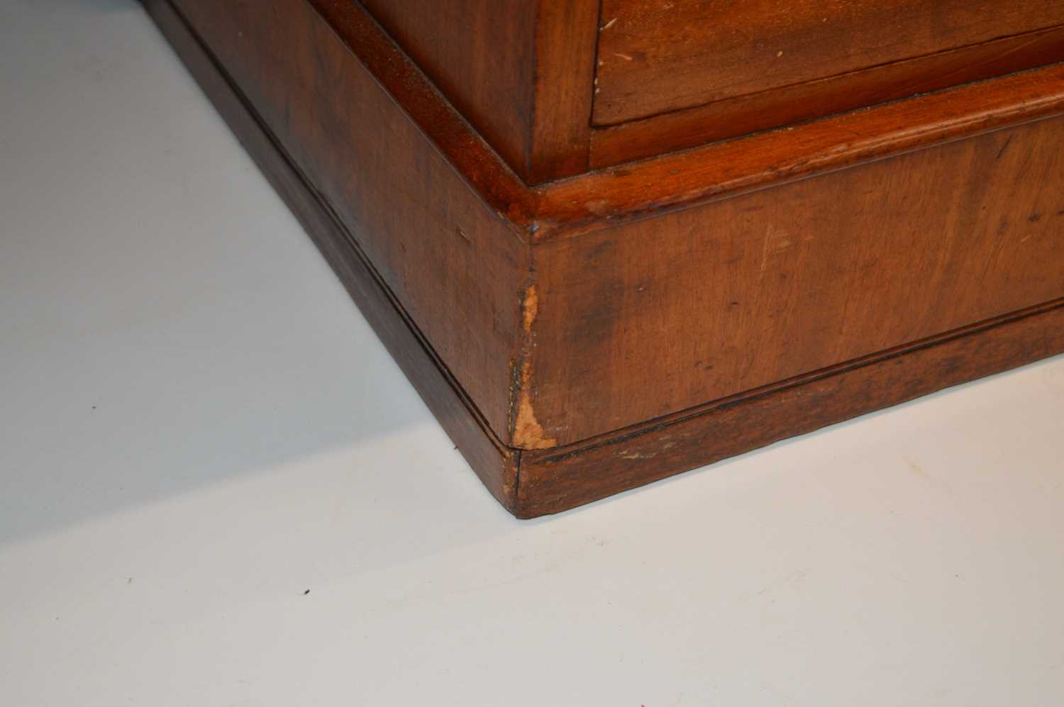 Edwardian Mahogany Twin Pedestal Desk - Image 14 of 14