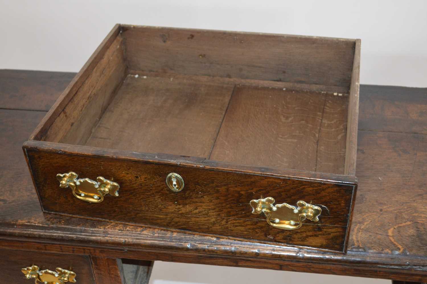 George III Oak Dresser Base - Image 7 of 13