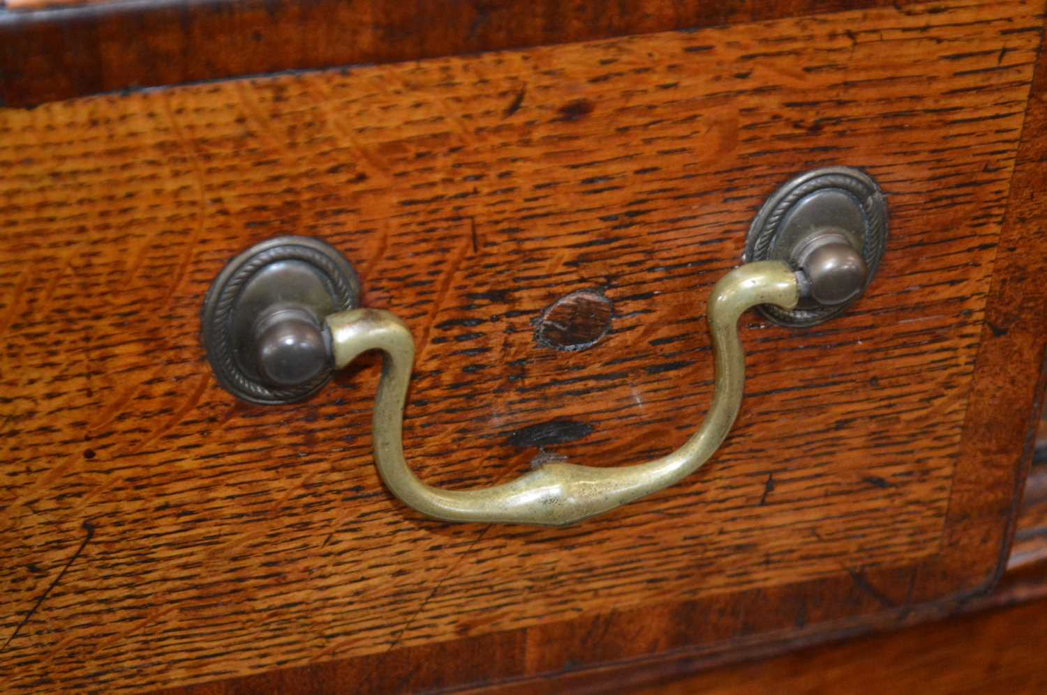 George III Oak and Mahogany Cross-Banded Cheshire or Lancashire Dresser Base - Image 8 of 12