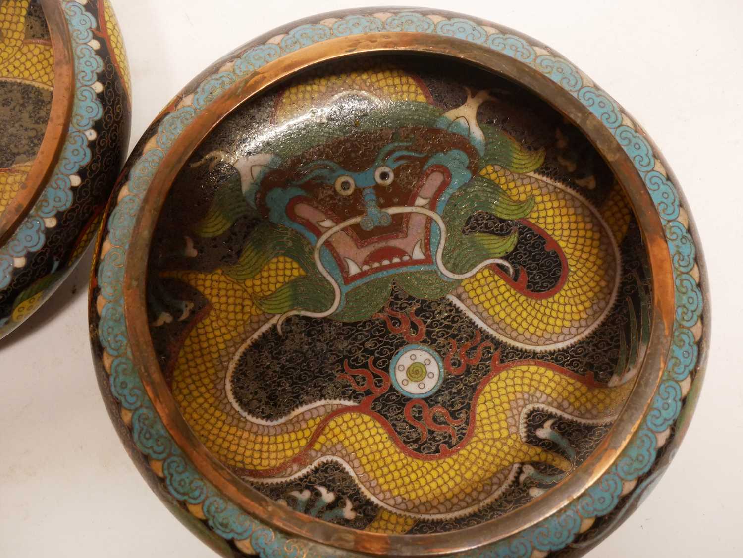 Pair of Chinese Cloisonne Enamel Bowls - Image 5 of 9