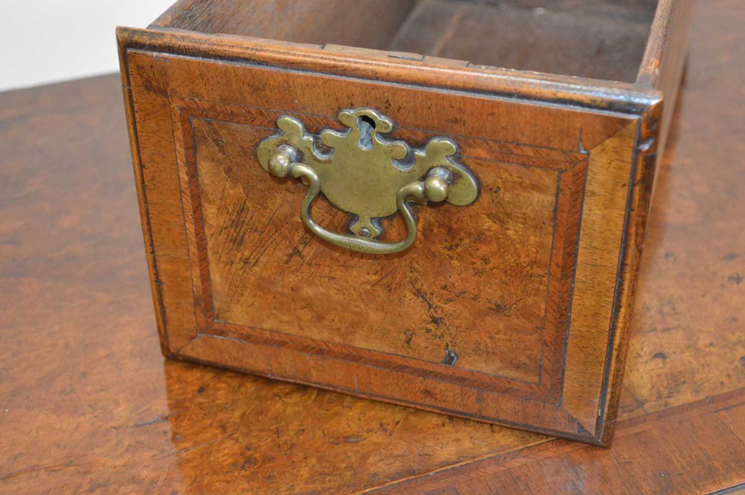 George II Walnut Feather-banded Kneehole Desk - Image 6 of 19