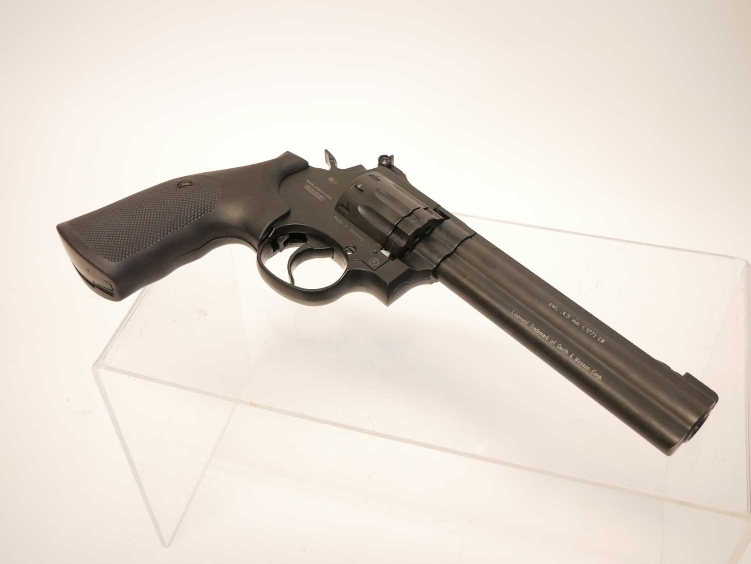 Smith and Wesson Umarex Model 586 - 6" .177 CO2 air pistol revolver, serial number S111953181, - Image 3 of 7