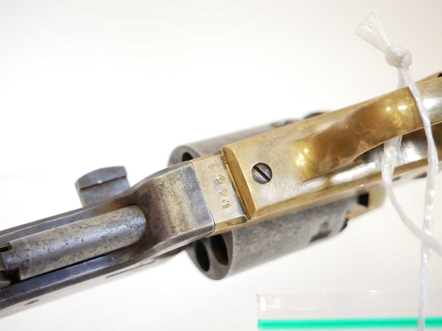 Deactivated Italian copy of a brass frame Colt navy percussion revolver, 7.5inch barrel, no serial - Bild 4 aus 7