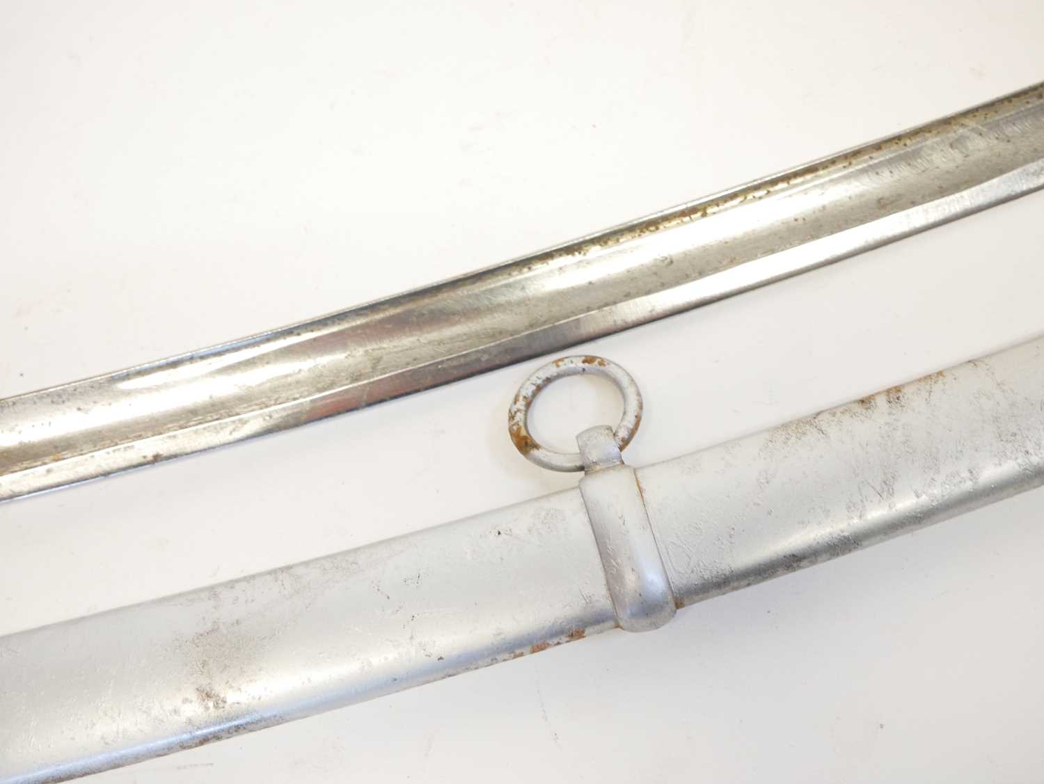 Reproduction US wrist breaker cavalry sabre and scabbard, curved fullered blade with brass guard and - Image 6 of 11