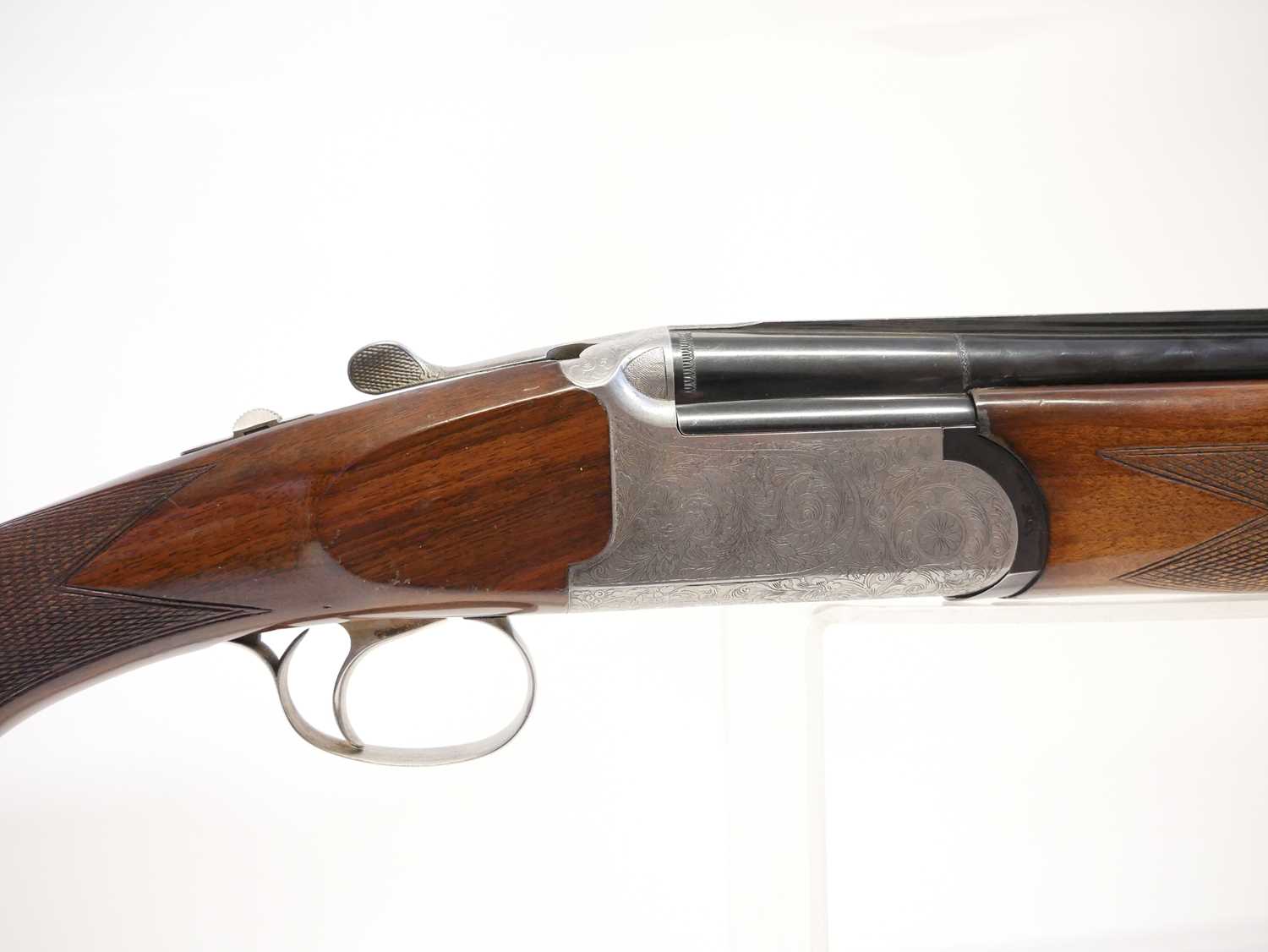 Medallist (Browning) 12 bore over and under shotgun, serial number 142583, 28 inch multichoke - Image 4 of 14