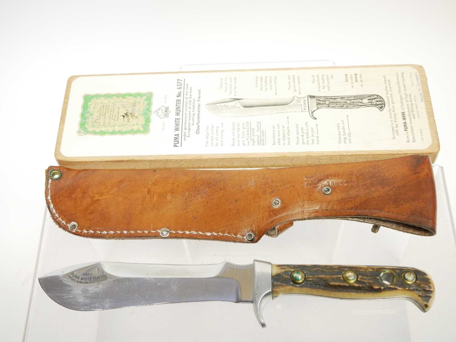 Puma White Hunter no.6377 knife, 6 inch blade, stag horn grips, with leather sheath and box. Buyer - Image 5 of 6