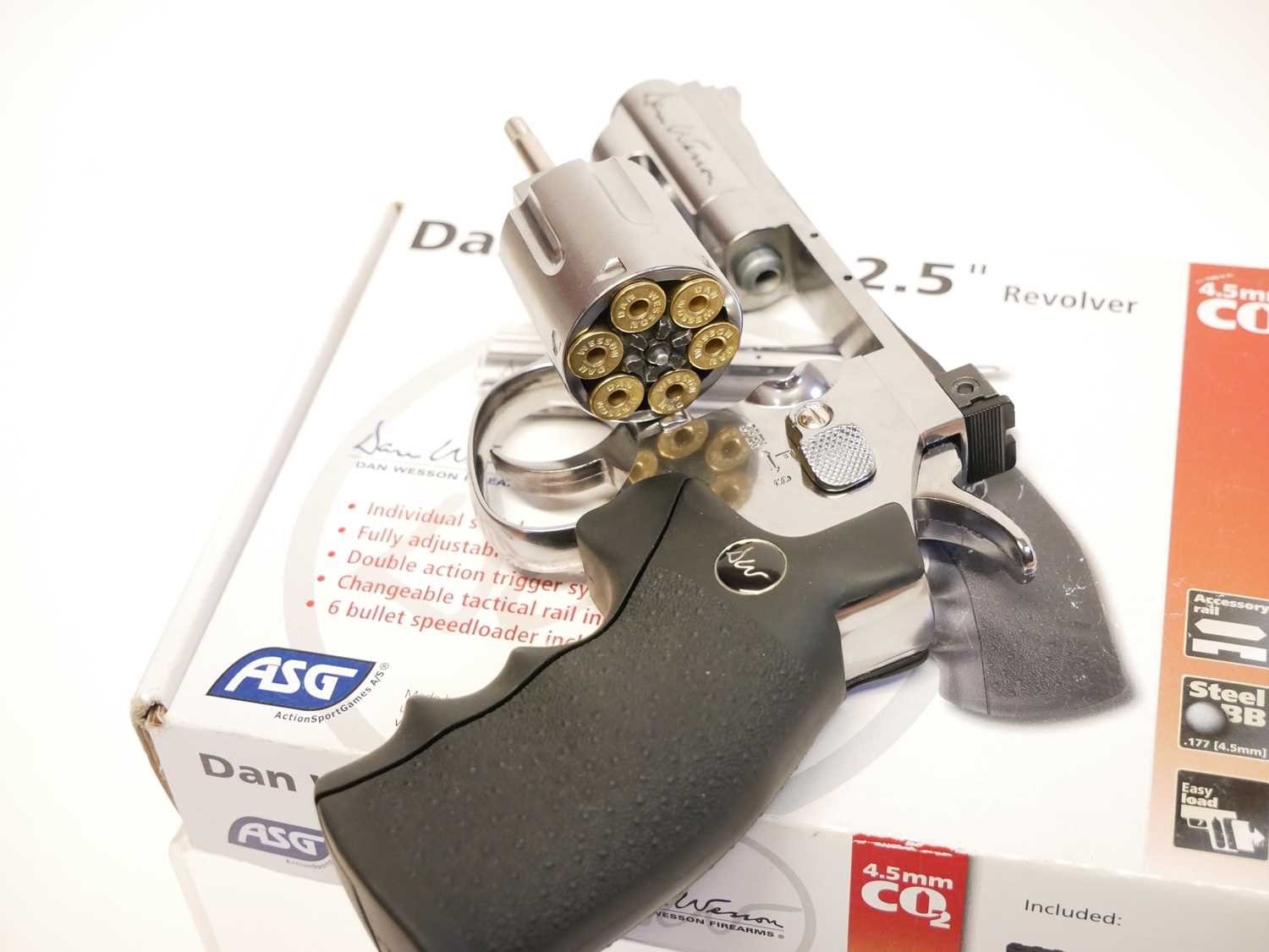 Dan Wesson ASG .177 CO2 Air Pistol revolver, serial number 11M90290, stainless steel finish, 2.5inch - Image 4 of 7