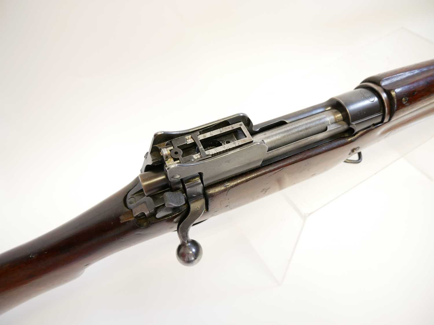 Remington Enfield P14 .303 bolt action rifle, 26 inch barrel, folding ladder sight (spring and - Image 4 of 17