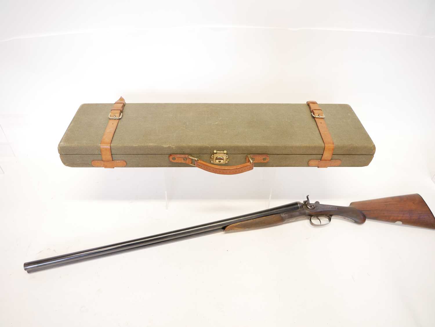 Midland 12 bore side by side hammer gun with a Gunmark travel case, serial number 32121, 30 inch - Image 13 of 16