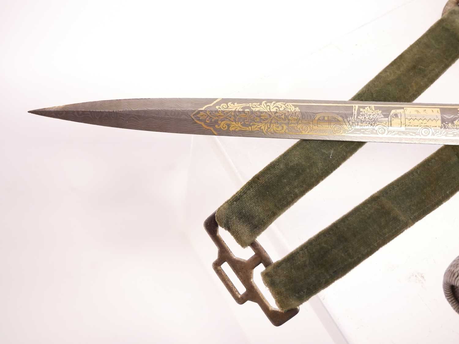 German WWII Army officers dagger and scabbard, artificial Damascus blade etched 'Krefelder Transport - Image 14 of 15