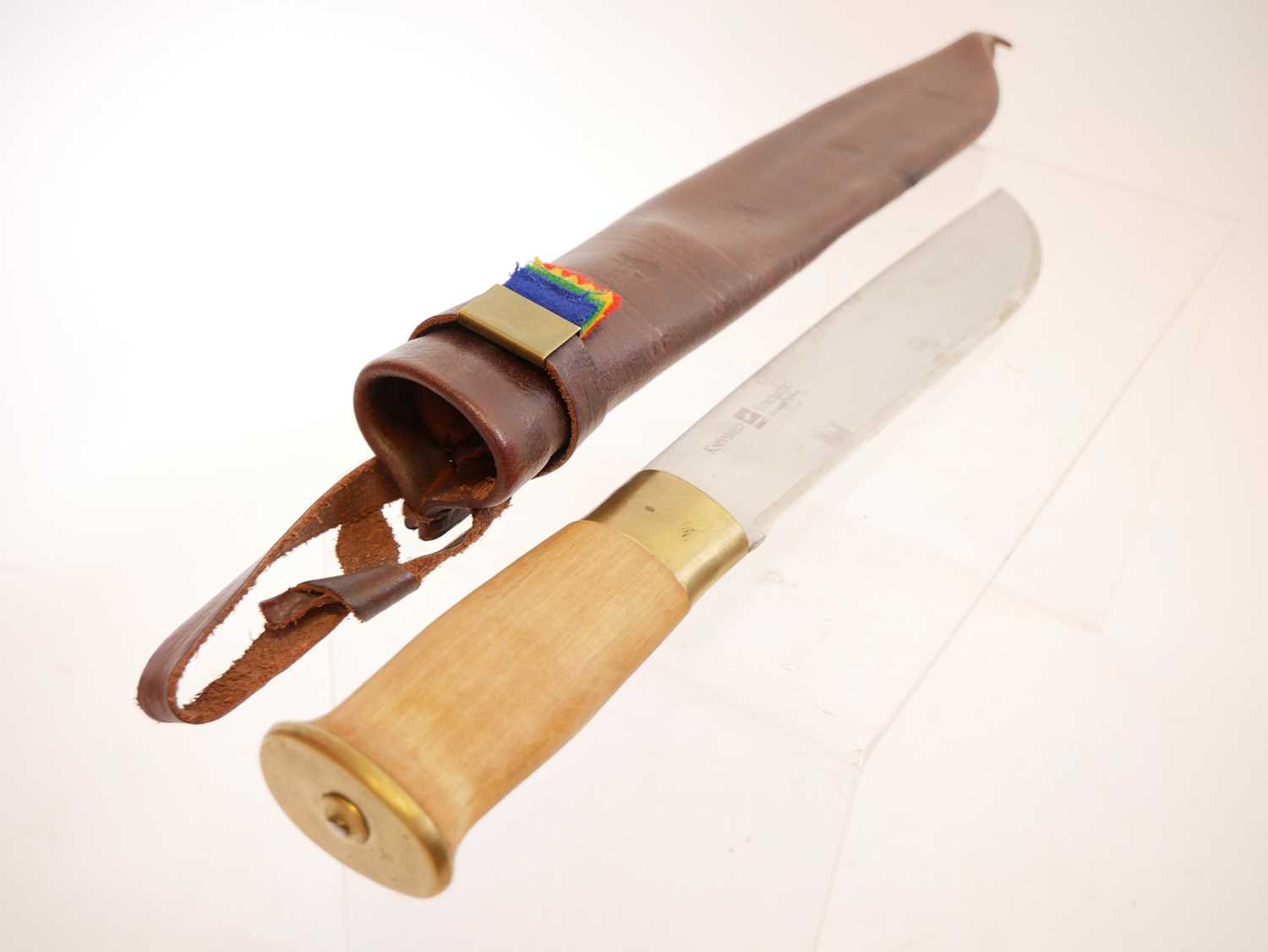 Knivsmed hunting knife, 9inch blade marked 'Knivsmed Stromeng Karasjok, Norway' with leather - Image 3 of 7