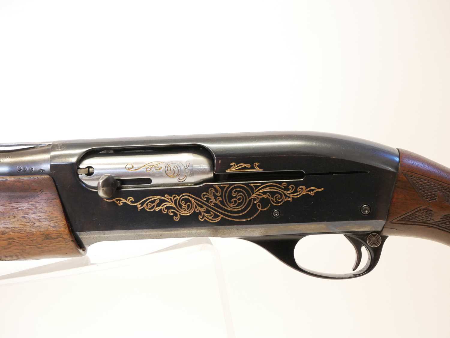 Remington left hand 12 bore semi auto shotgun, serial numberL786134V, Model 1100LH, 25inch barrel - Image 6 of 15
