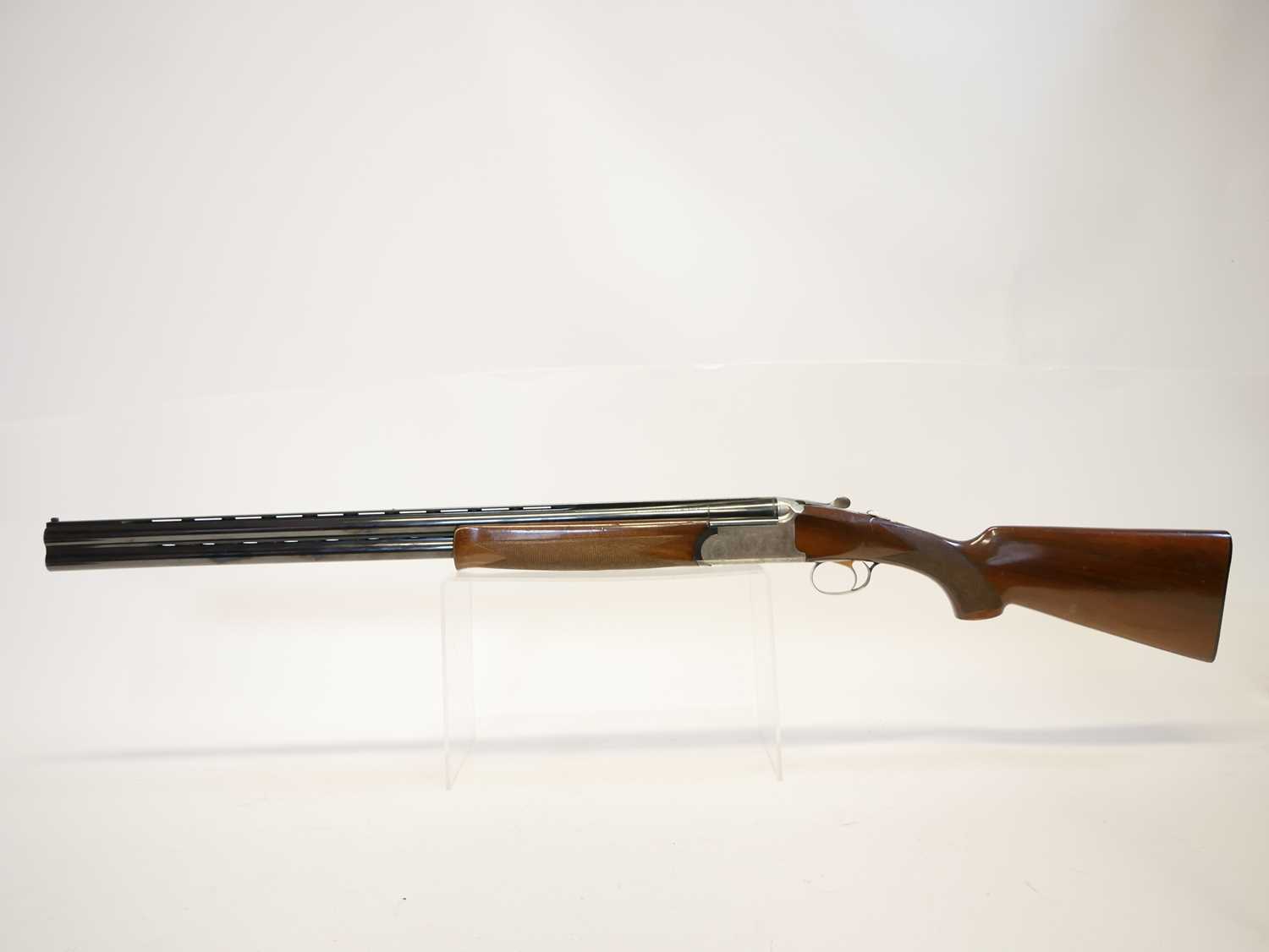 Medallist (Browning) 12 bore over and under shotgun, serial number 142583, 28 inch multichoke - Image 13 of 14