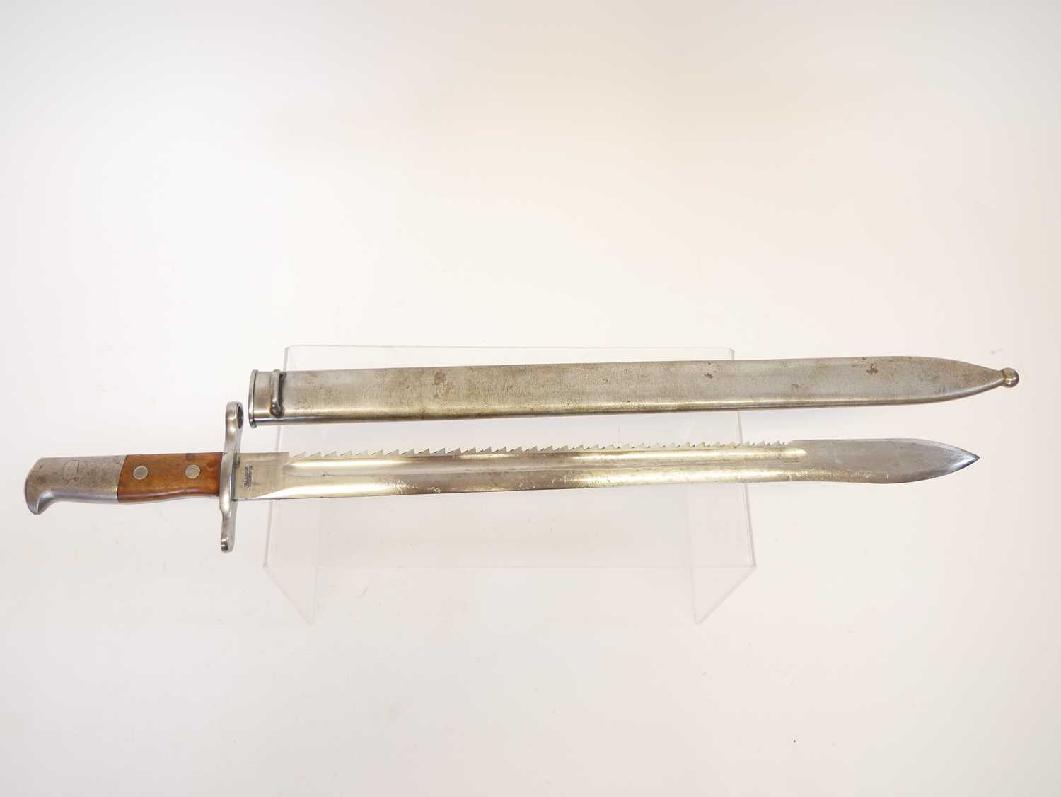 Swiss K11 /31 pioneer bayonet and scabbard, 18.5inch fullered blade with saw back, the ricasso - Image 2 of 8