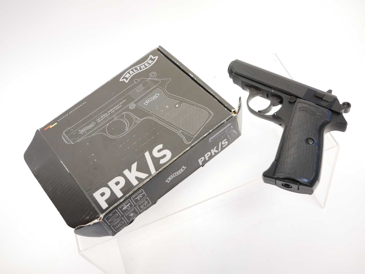 Walther PPK/S .177 BB C02 air pistol, serial number B22D001170, with box and one magazine. No - Image 5 of 5