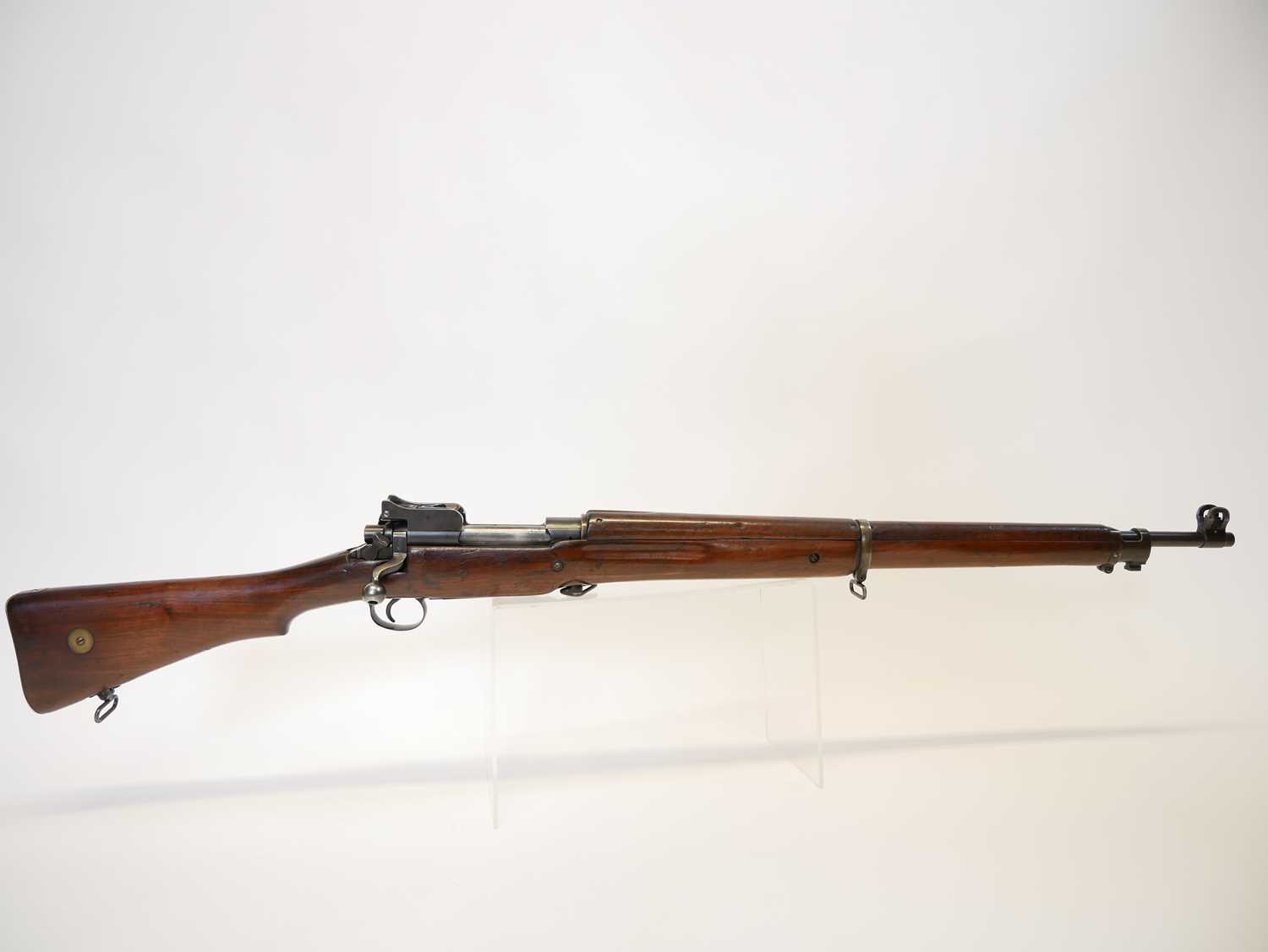 Remington Enfield P14 .303 bolt action rifle, 26 inch barrel, folding ladder sight (spring and - Image 2 of 17